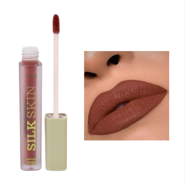 Labial líquido Smooth blur (línea Silk skin)