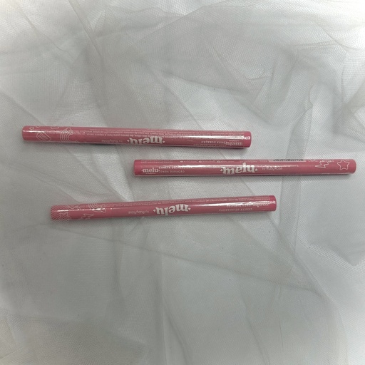 Fibra delineadora de ojos de larga duración