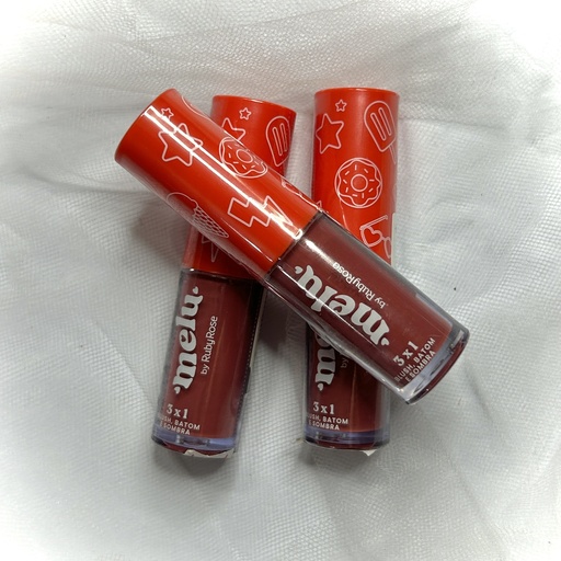 Rubor, labial y sombra